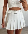 KEMER DETAYLI BEYAZ ŞORT ETEK