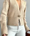 Ters Dikişli Tek Düğmeli Bej Hırka