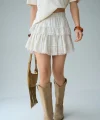 Dantel Detay Pileli Mini Şort Etek-Ekru