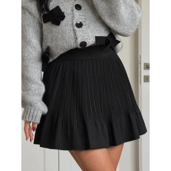 Pile Detaylı Beli Lastikli Mini Şort Etek Siyah