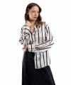 Çizgili Saten Gömlek