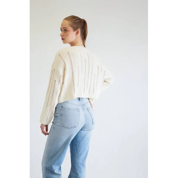 DÜĞMELİ TRİKO EKRU HIRKA