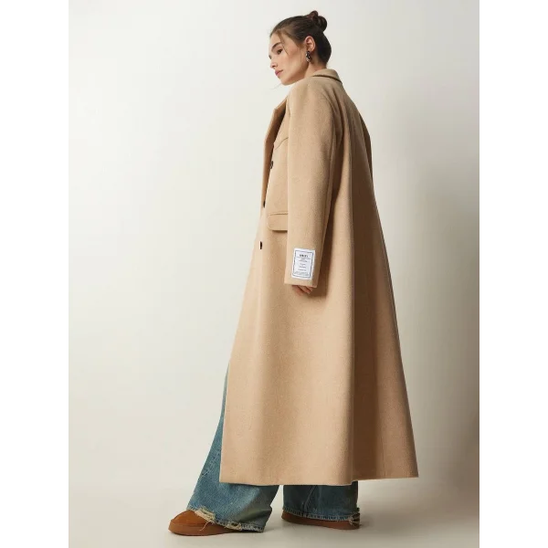 DÜĞMELİ YÜN KARIŞIMLI BEJ KABAN