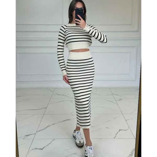 ÇİZGİLİ TRİKO ETEKLİ TAKIM