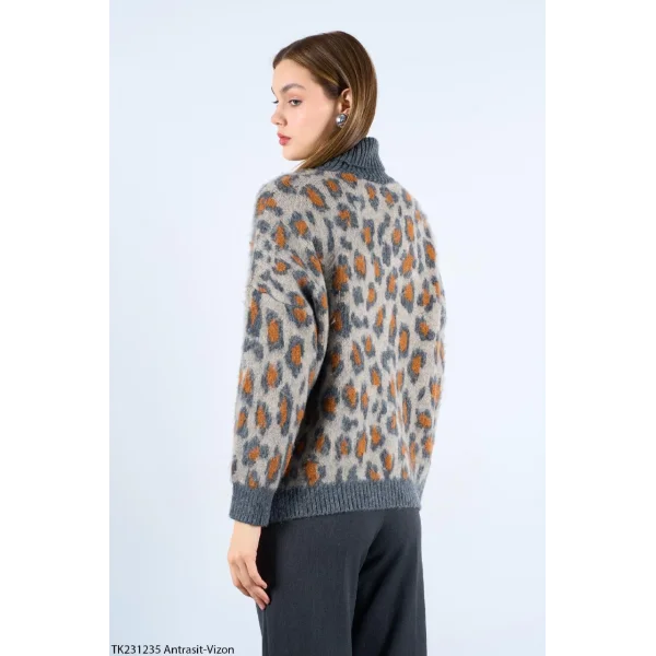 LEOPAR DESENLİ TRİKO KAZAK