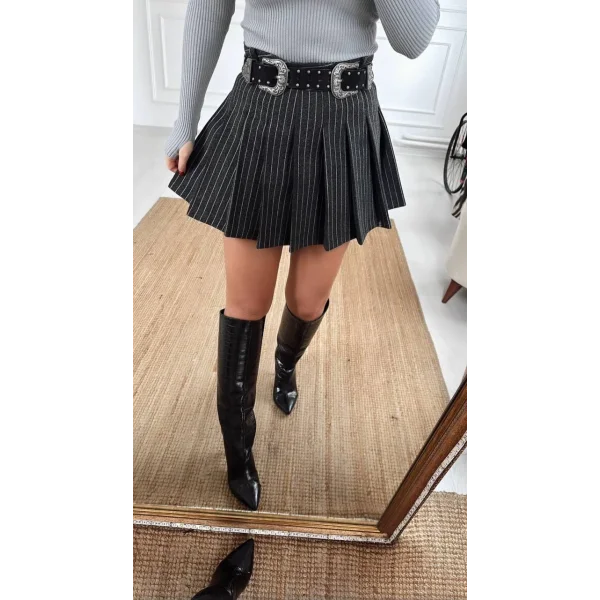 ÇİZGİLİ PİLİSELİ KAŞE MİNİ ETEK SİYAH