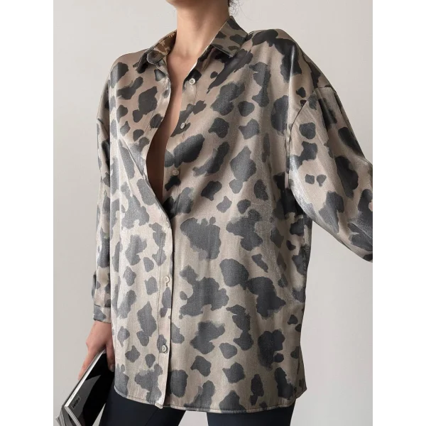 PARILTI BENEKLİ DESEN GÖMLEK VİZON