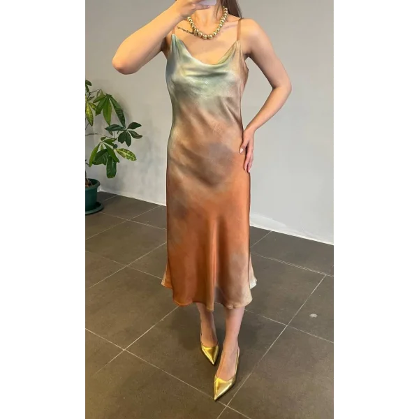 BATİK DESENLİ DEGAJE YAKA ELBİSE