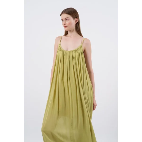 Fıstık Yeşili Askılı Geniş Kesim Rahat Elbise