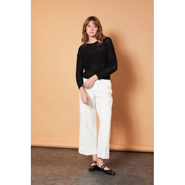 KAYIK YAKA PULLU SİYAH TRİKO KAZAK