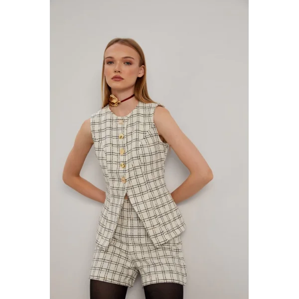 Ekose Desenli Yelek Şort Takım Ekru
