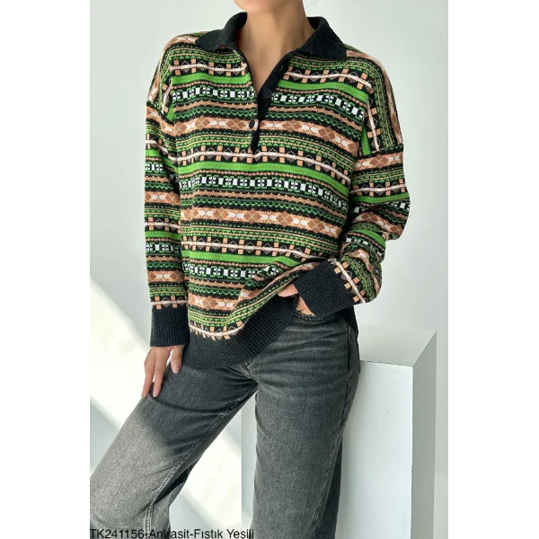 Çok Renkli Polo Yaka Kilim Desenli Triko