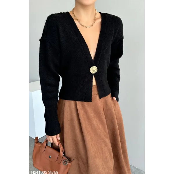 Ters Dikişli Tek Düğmeli Siyah Hırka