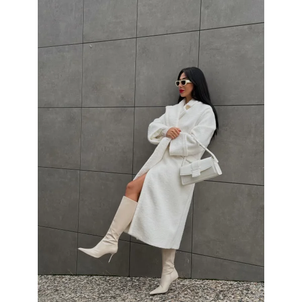 Yün Oversize Buklet Kaban Beyaz