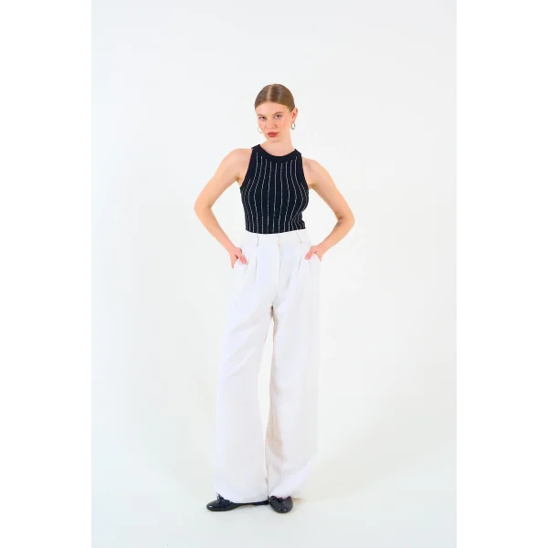 Halter Yaka Taş Baskılı Atlet - Siyah