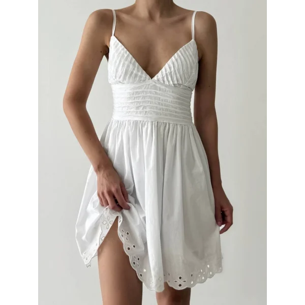 Kırışık Dokulu Brode Detaylı Askılı Mini Elbise Beyaz