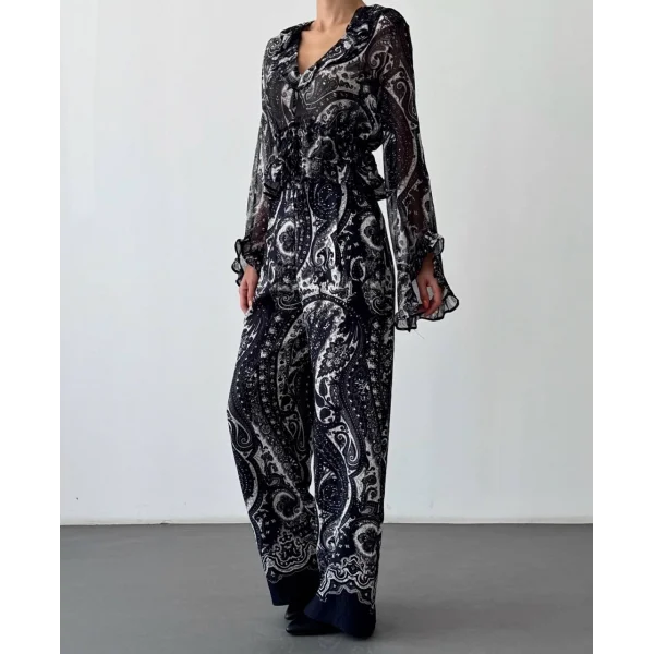 Etnik Desenli Fırfırlı V Yaka Tül Bluz Siyah