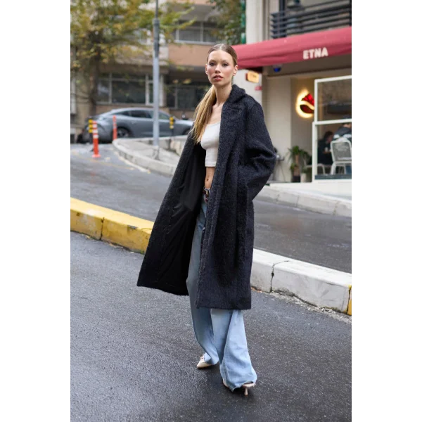 Bağlamalı Tüy Dokulu Siyah Kürk Kaban