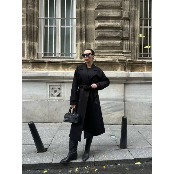 Siyah Kuşaklı Kaşe Yün Kaban