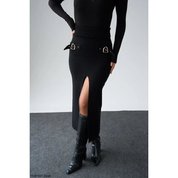 Toka Detaylı Yırtmaçlı Triko Siyah Etek