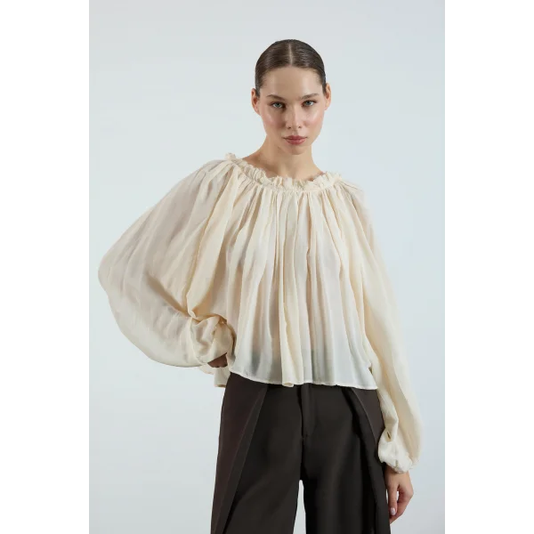 Yakası Büzgülü Ekru Bluz