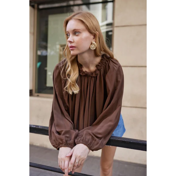 Yakası Büzgülü Kahverengi Bluz