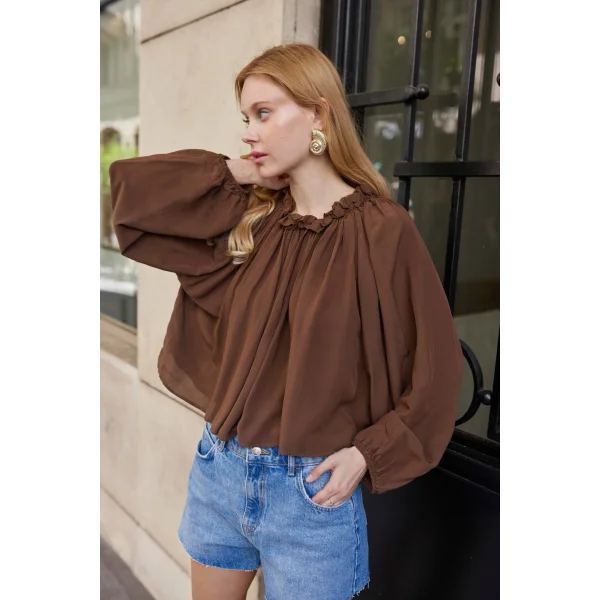 Yakası Büzgülü Kahverengi Bluz