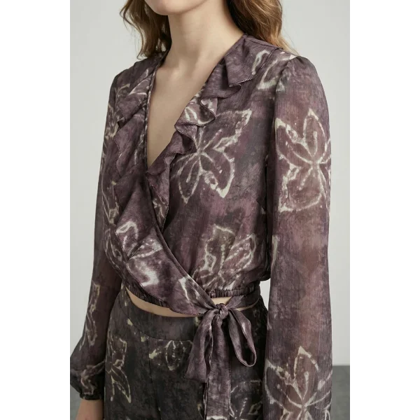 Fırfır Detaylı Bluz Kahve