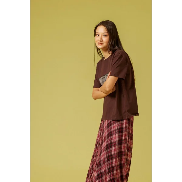 Organze Nakış Detaylı Kahverengi Tişört