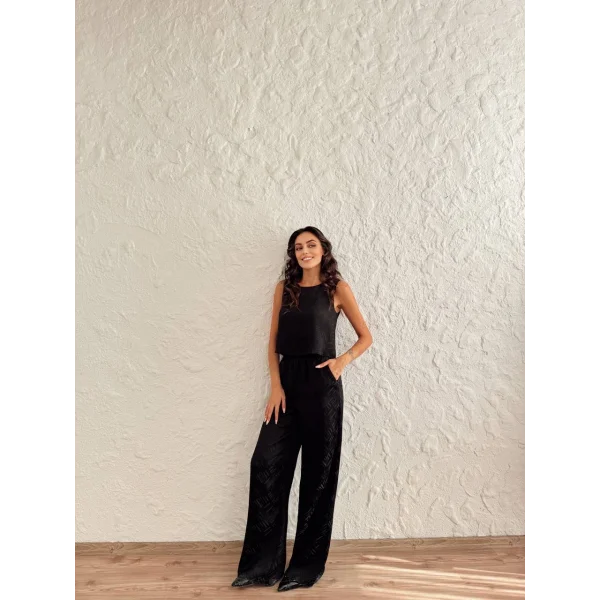 Jakarlı Siyah Saten Takım