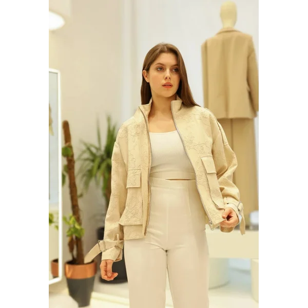 Çiçek Nakışlı Kol Kemerli Ceket-Taş