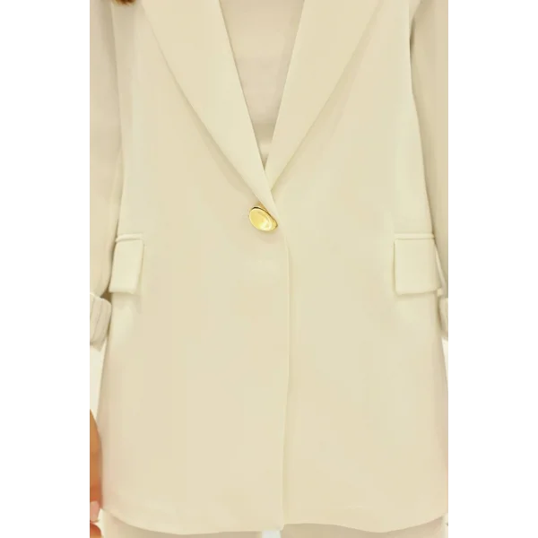 Astarı Garnili Beyaz Blazer Ceket