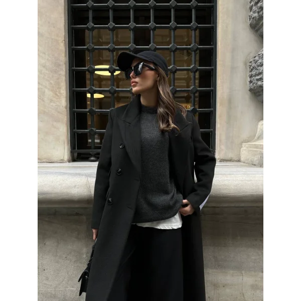 DÜĞMELİ YÜN KARIŞIMLI SİYAH KABAN