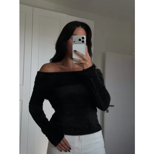 Dokulu Madonna Yaka Kazak-Siyah