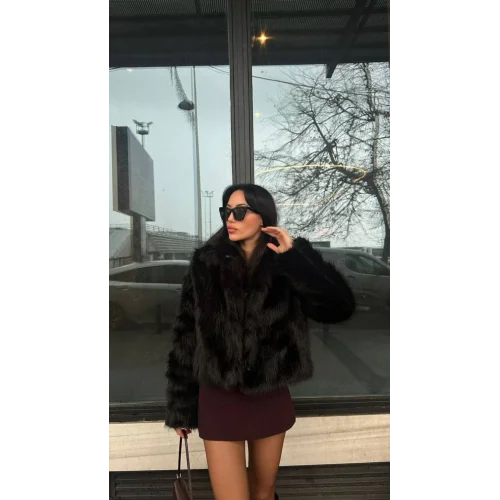 Vermo Kapamalı Siyah Kısa Kürk