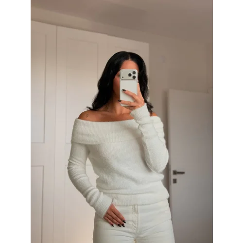 Madonna Yaka Dokulu Kazak-Beyaz