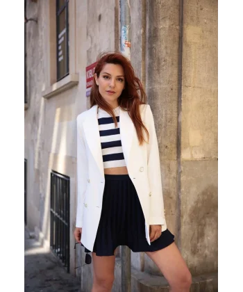 GOLD DÜĞME BEYAZ BLAZER CEKET