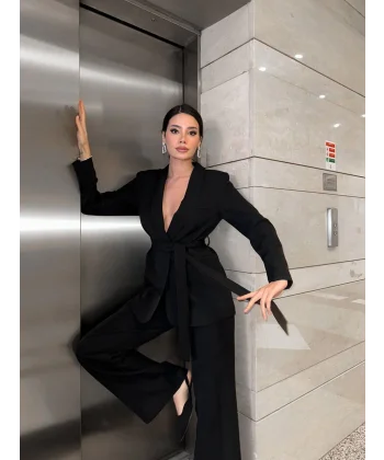 SİYAH KUŞAKLI CEKET PANTOLON TAKIM