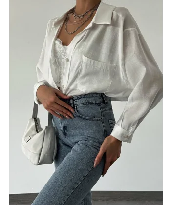 ARKASI PİLELİ SALAŞ BEYAZ GÖMLEK