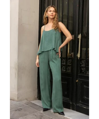 Premium Serisi Askılı Bluz Pantolon Takım-Zümrüt Yeşil