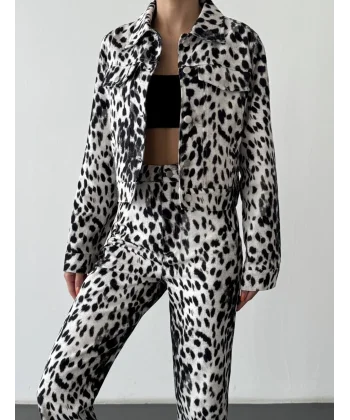 Leopar Desenli Gömlek Yaka Kısa Ceket Siyah