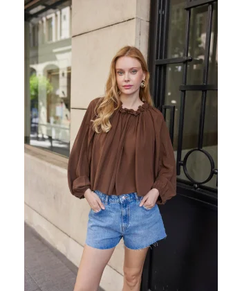 Yakası Büzgülü Kahverengi Bluz