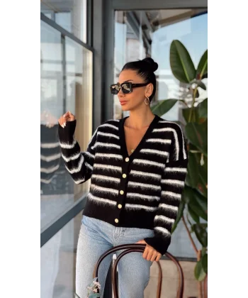 Çizgi Desenli V Yaka Sakallı Hırka