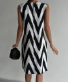 ZİGZAG DESENLİ ÇAN ELBİSE SİYAH BEYAZ