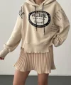 Yırtık Detaylı Yazı Baskılı Oversize Sweatshirt Taş