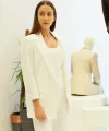 Astarı Garnili Beyaz Blazer Ceket