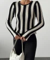 SİYAH BEYAZ ÇİZGİLİ TRİKO BLUZ