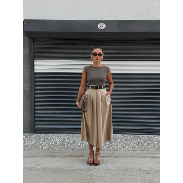 Kemerli Kontrast Kumaşlı Pileli Midi Elbise-Kahverengi