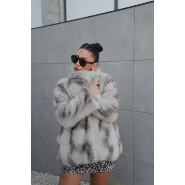 Kruvaze Yaka Kürk Kaban Vizon