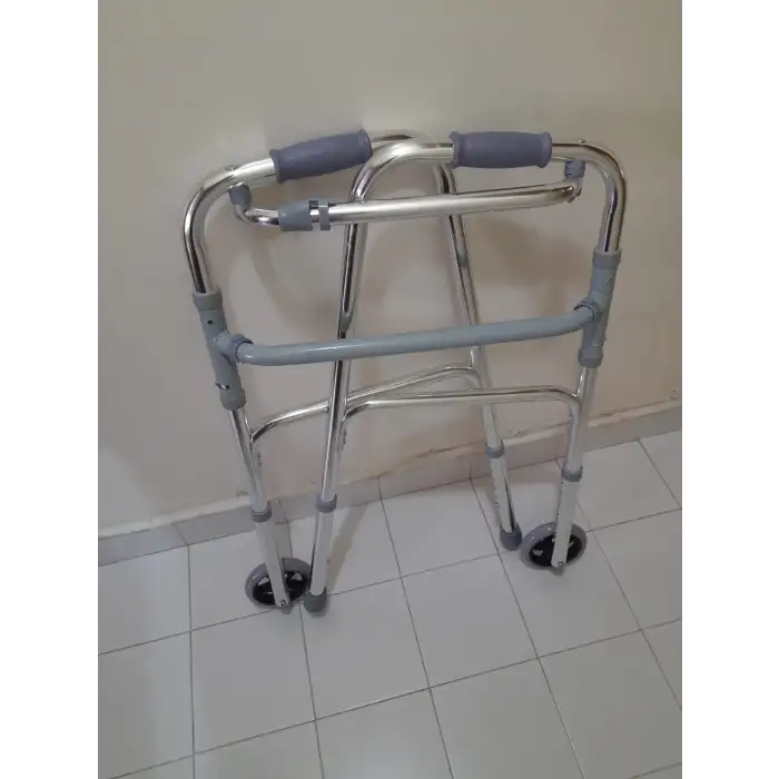 Tekerlekli Katlanır Walker, Yürütec